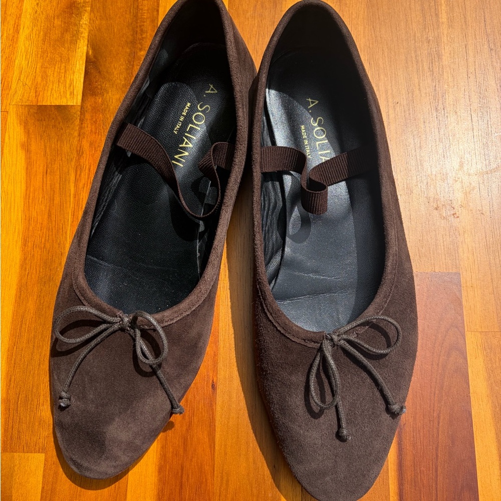 Women's Italian Brown Suede Mary Jane Flats with Bow Detail - Picture 4 of 8